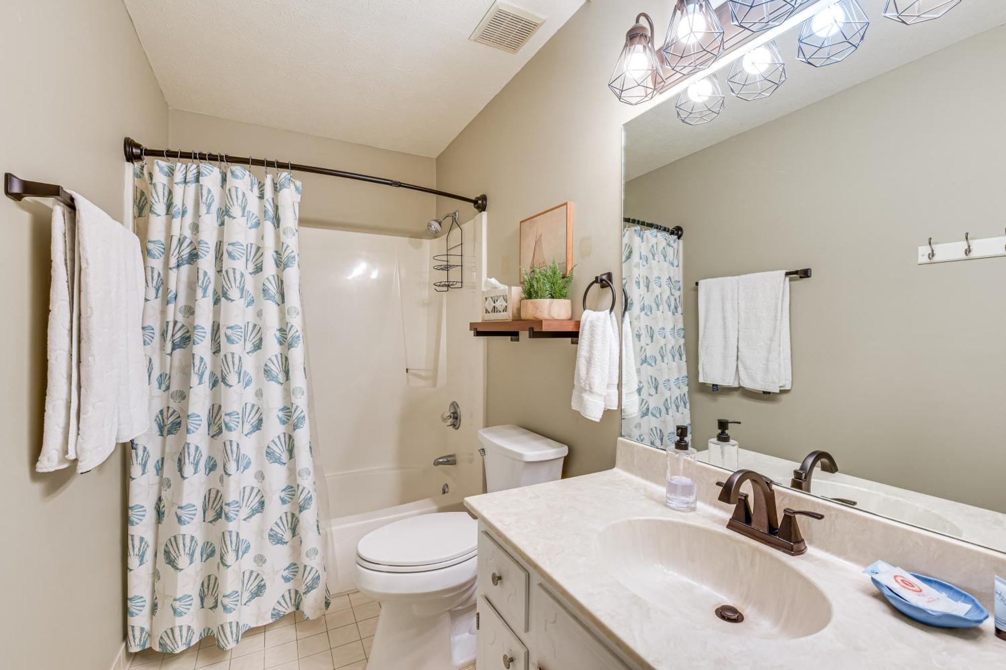 Pcb Resort Condo With Private Balcony And 3 Pools! Panama City Beach Bagian luar foto