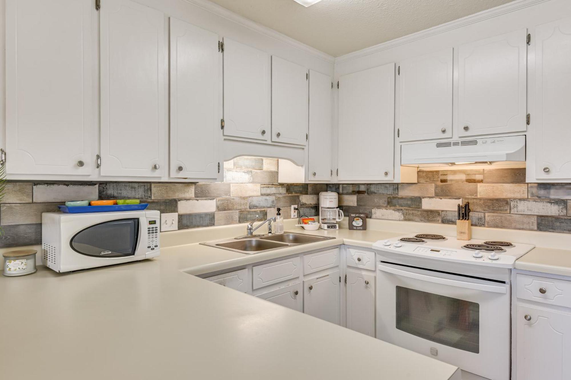 Pcb Resort Condo With Private Balcony And 3 Pools! Panama City Beach Bagian luar foto